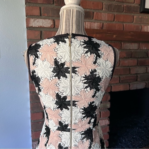Kate Spade Tiger Lily Lace Sleeveless Sheath Dress in Breath of Fresh Air Sz 0 - Picture 9 of 11